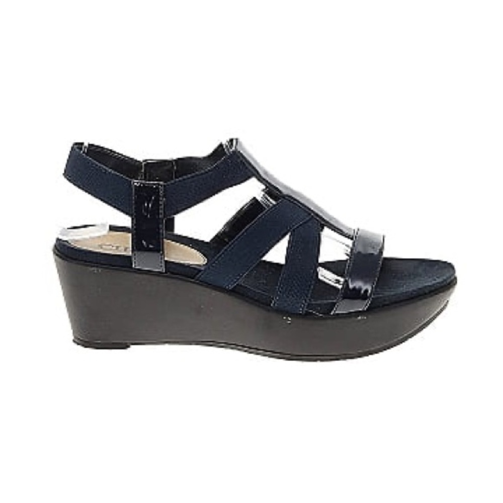 Navy Chaps strappy platform sandals
